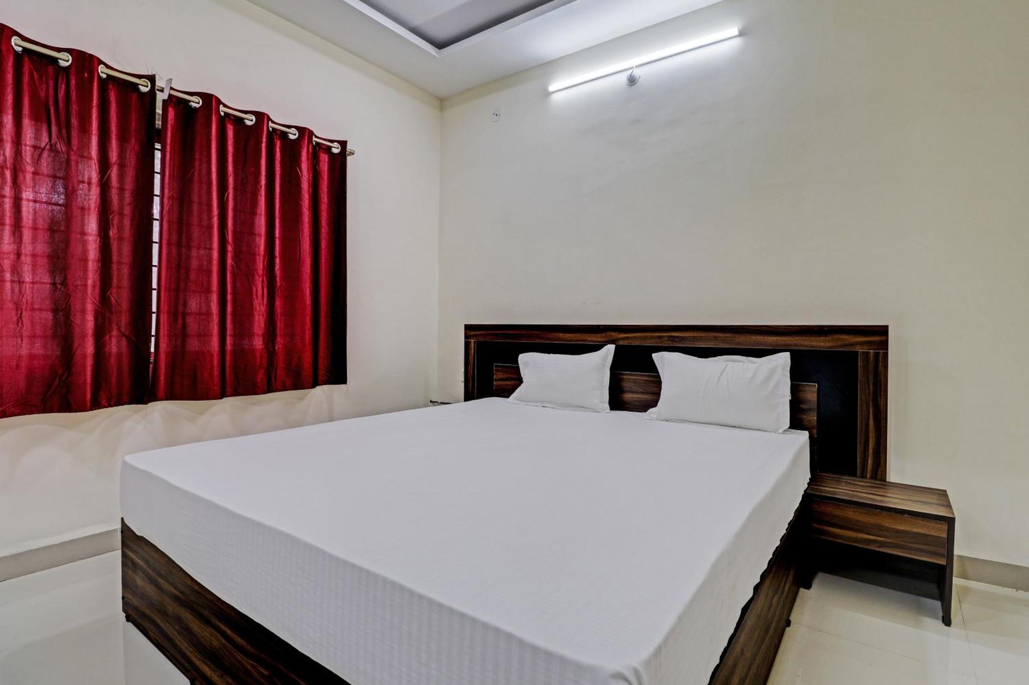 Super Hotel O Midway Treat Dhar Luaran gambar