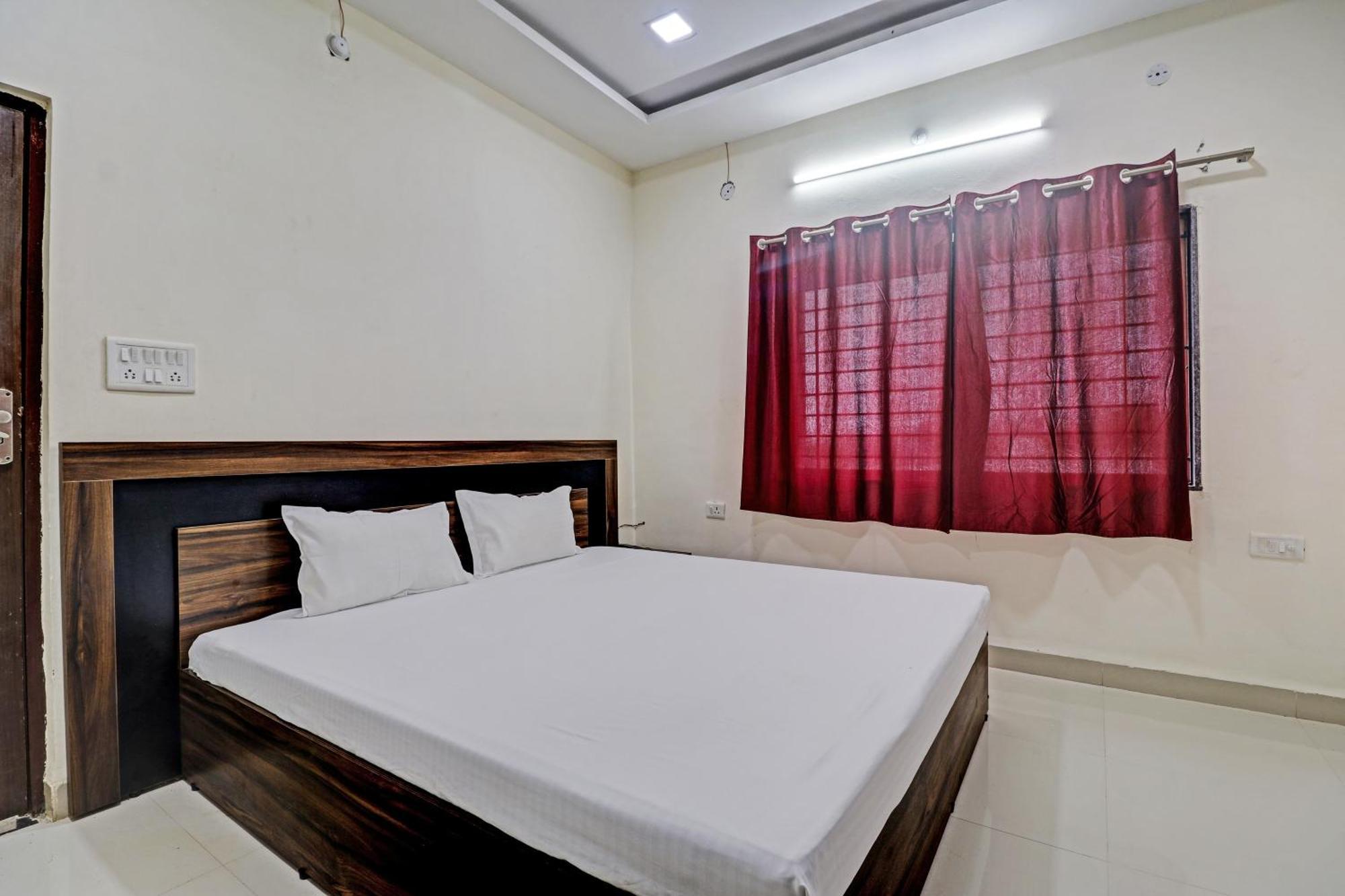 Super Hotel O Midway Treat Dhar Luaran gambar