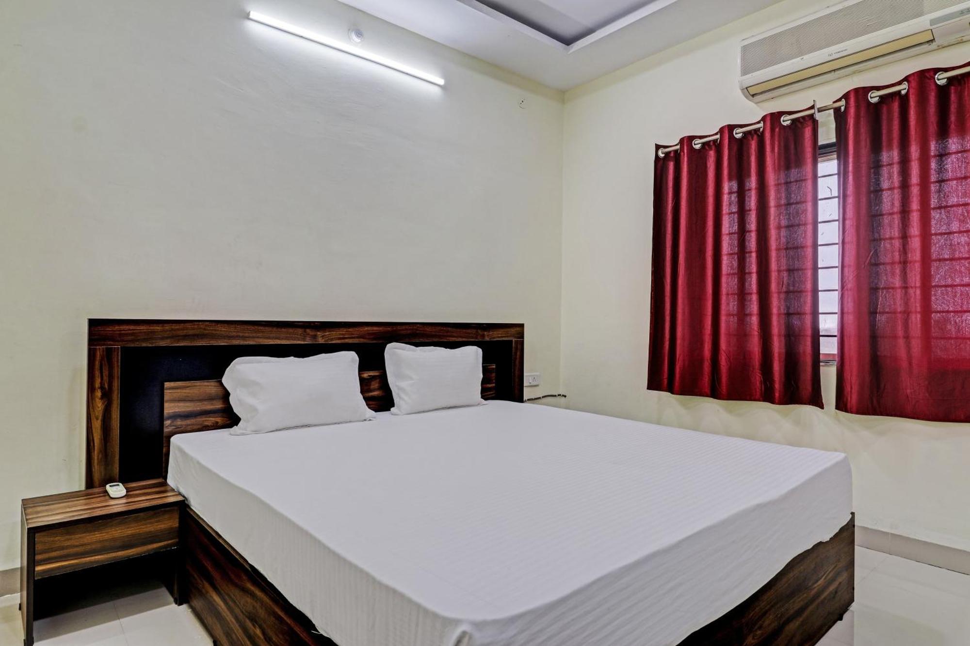 Super Hotel O Midway Treat Dhar Luaran gambar